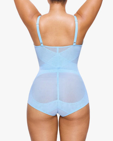 Body tipo tanga con control de abdomen y malla transparente con escote en V profundo