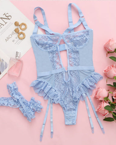 Pijama sexy de una pieza con espalda descubierta, volantes, encaje y hebilla de aro