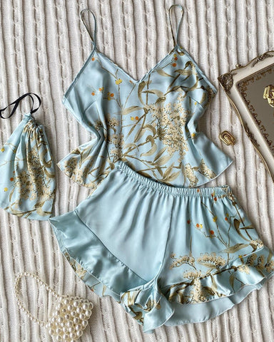 Conjunto de cinco piezas de ropa de casa para mujer: top de tirantes estampado de satén, shorts, vestido de tirantes y camisón