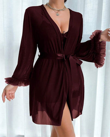 Conjunto de camisón sexy de encaje y malla transparente