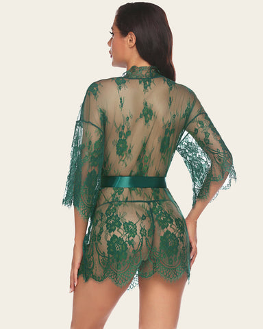 Bata de malla con kimono de encaje