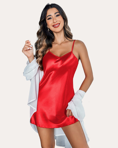 Camisón de satén tipo minivestido