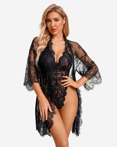 Conjunto de 2 piezas: bata de encaje con body