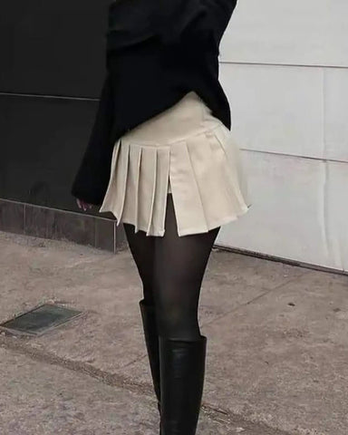 Falda corta plisada mini