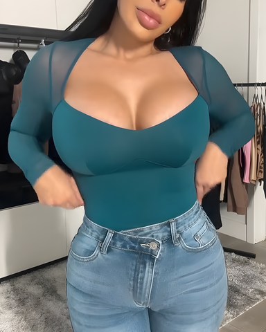 Body de tanga de manga larga de malla transparente con control de abdomen y cuello en V