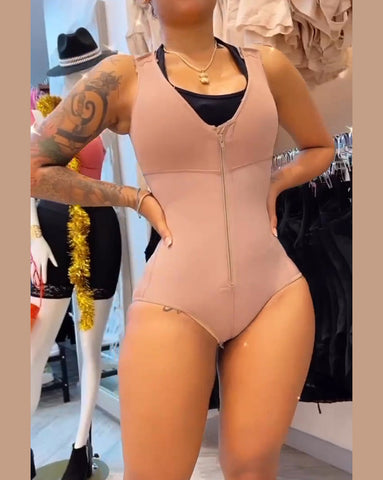 Body con cremallera y control de barriga