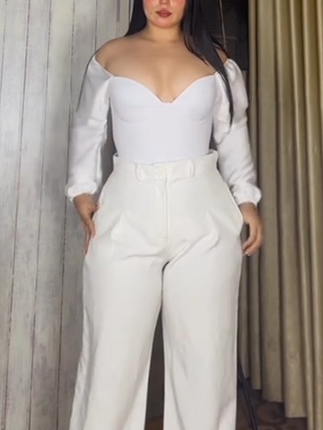 Body triangular de manga larga y cuello bajo