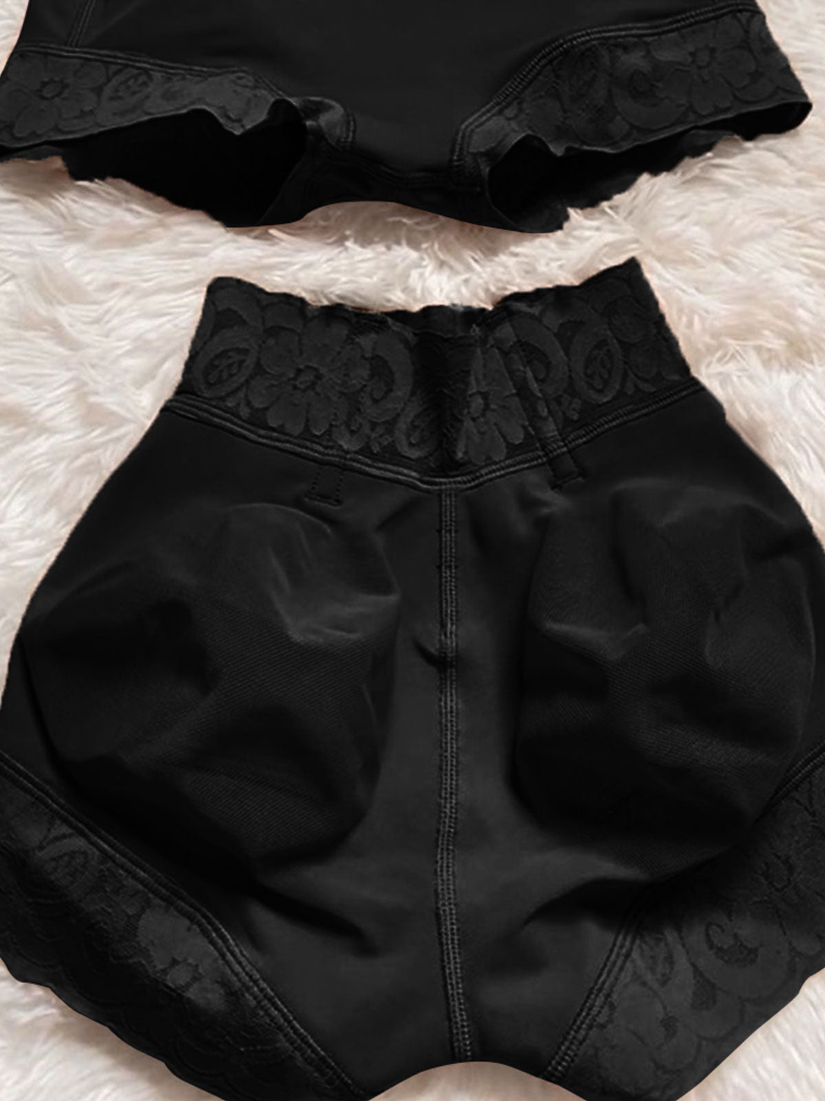 Pantalones cortos invisibles de cintura baja sin costuras que controlan el abdomen y realzan los glúteos