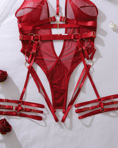 Body sexy con tirantes metálicos, espalda descubierta y malla transparente