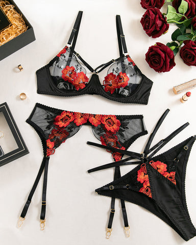 Conjunto de lencería sexy de malla transparente con bordado floral