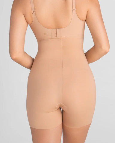 Shorts de malla de cintura alta que realzan los glúteos y controlan el abdomen