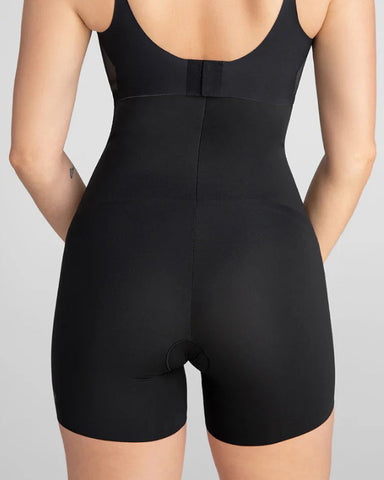 Shorts de malla de cintura alta que realzan los glúteos y controlan el abdomen